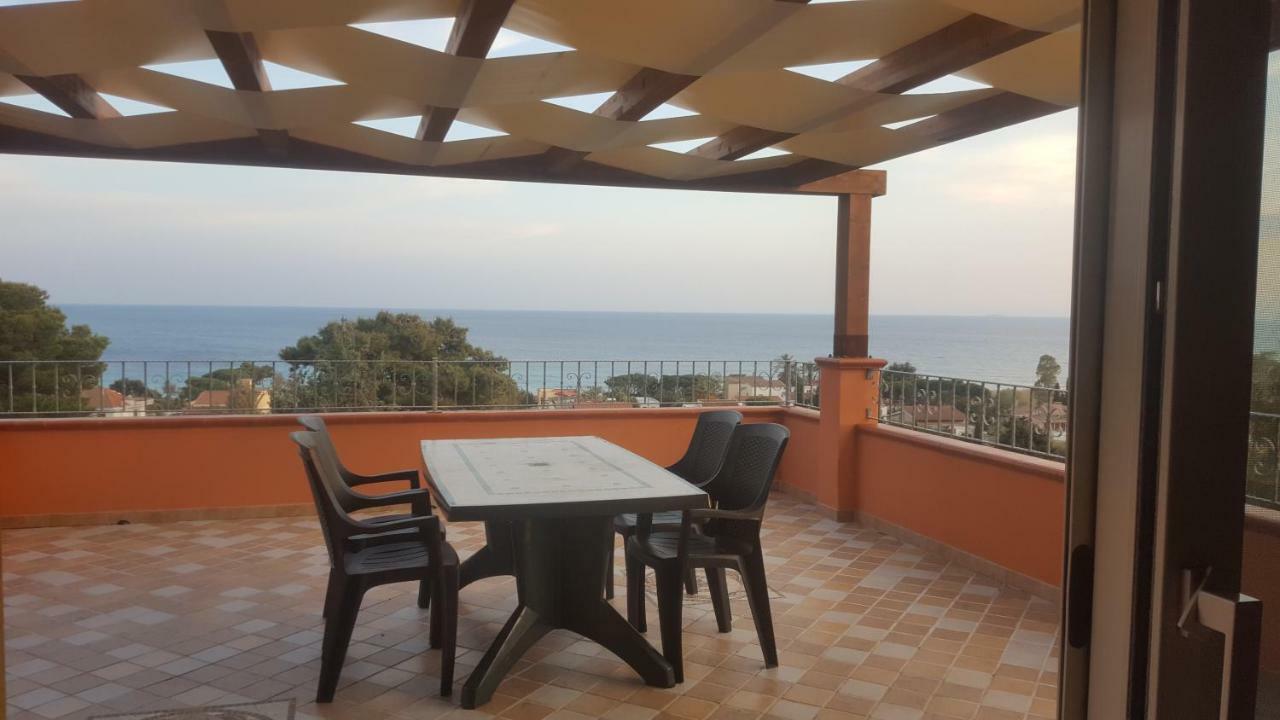 Terrazza Sul Golfo Degli Angeli Villa Capitana Eksteriør billede